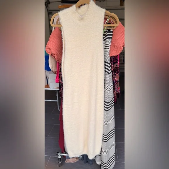 STYLEWE Cream Fuzzy Coat 2 piece - Picture 5 of 5